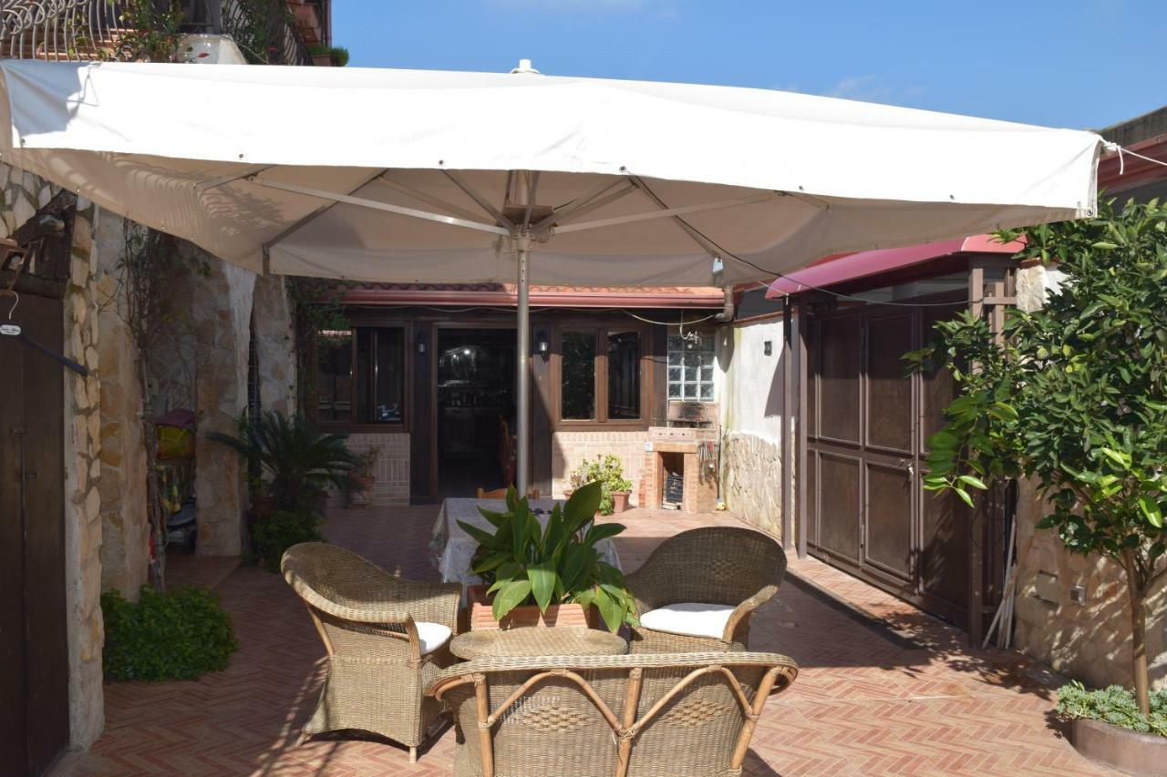 Bed &Breakfast Pinetamare Acomodação com café da manhã Castel Volturno Exterior foto
